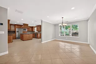 903 Sugarfield Ct, Sugar Land, TX 77498 - Photo 9