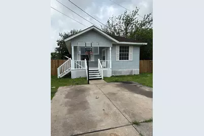 2508B West Holly Ave, Pasadena, TX 77502 - Photo 1