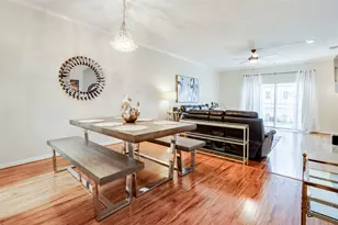 1035 Fountain View Dr, Houston, TX 77057 - Photo 5