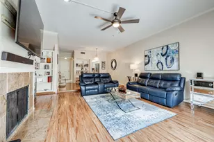 1035 Fountain View Dr, Houston, TX 77057 - Photo 9