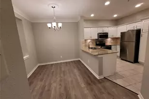 2350 Westcreek Ln, Houston, TX 77027 - Photo 9