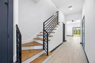 4630 Edfield St, Houston, TX 77033 - Photo 3