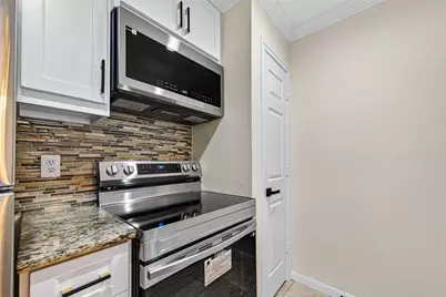 3131 Cummins Street #2, Houston, TX 77027 - Photo 7