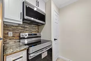 3131 Cummins St, Houston, TX 77027 - Photo 7