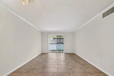 3131 Cummins Street #2, Houston, TX 77027 - Photo 13