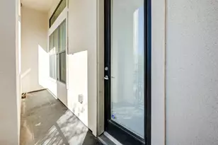 1222 W Dallas St, Houston, TX 77019 - Photo 17