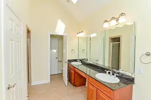 802 Garden Trace Ln, Houston, TX 77018 - Photo 15