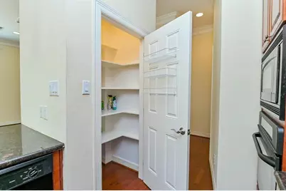 802 Garden Trace Lane, Houston, TX 77018 - Photo 7
