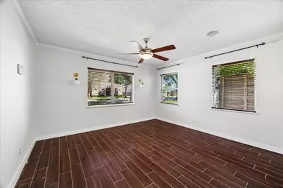 4707 Bellview Street, Bellaire, TX 77401 - Photo 9