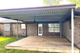 639 N Starboard St, Crosby, TX 77532 - Photo 19