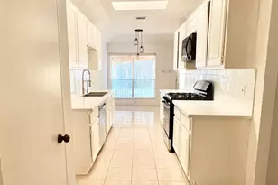 13550 Quetzal Ln Ln, Houston, TX 77083 - Photo 11