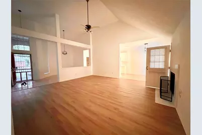 13550 Quetzal Lane Lane, Houston, TX 77083 - Photo 9
