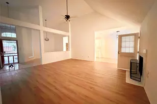 13550 Quetzal Ln Ln, Houston, TX 77083 - Photo 9
