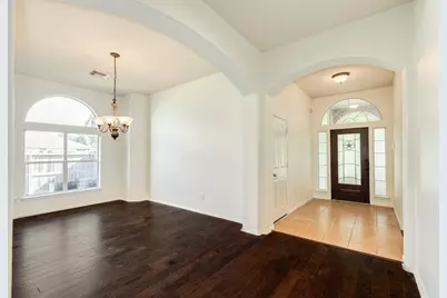 2912 Standing Springs Lane, Dickinson, TX 77539 - Photo 9
