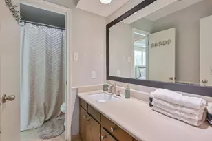 1217 Glade St, College Station, TX 77840 - Photo 11