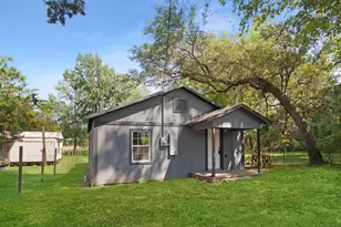 231 Page Ave, Shepherd, TX 77371 - Photo 1