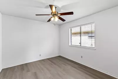 2803 Overland Trail, Dickinson, TX 77539 - Photo 19