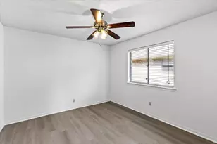 2803 Overland Trail, Dickinson, TX 77539 - Photo 19