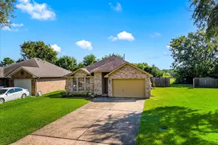 2803 Overland Trail, Dickinson, TX 77539 - Photo 29