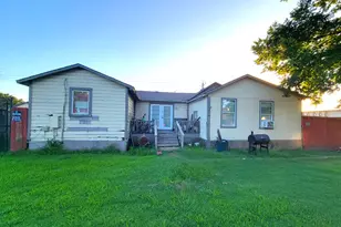 802 S Virginia St, La Porte, TX 77571 - Photo 1