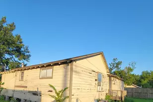802 S Virginia St, La Porte, TX 77571 - Photo 13