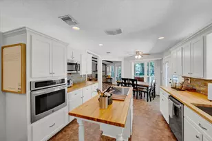 701 Biloxi Ct, Conroe, TX 77302 - Photo 15