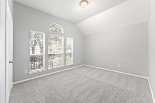 9422 Mustang Park Ct, Humble, TX 77396 - Photo 11