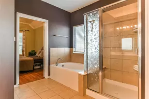 2889 Flower Creek Ln, Dickinson, TX 77539 - Photo 13