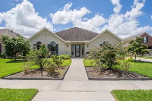 2005 Sedona Dr, League City, TX 77573 - Photo 1