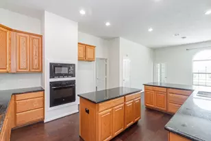 2005 Sedona Dr, League City, TX 77573 - Photo 9