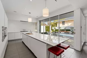1509 Banks St, Houston, TX 77006 - Photo 13
