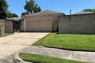 12419 Sungate Ln, Houston, TX 77071 - Photo 1