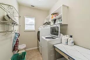 7410 Lynnbrook Falls Ln, Humble, TX 77396 - Photo 17