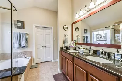 7410 Lynnbrook Falls Lane, Humble, TX 77396 - Photo 21