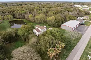 2101 7th St, High Island, TX 77623 - Photo 33