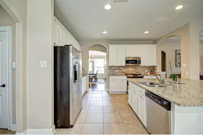 6 Galleta Court, The Woodlands, TX 77389 - Photo 13