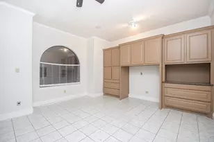 12814 Willow Centre Dr, Houston, TX 77066 - Photo 11