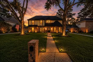 5526 Pine Arbor Dr, Houston, TX 77066 - Photo 1