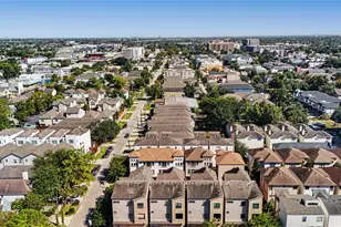 932 W 22nd St, Houston, TX 77008 - Photo 43