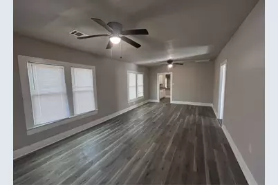 1710 W 15th Street, Port Arthur, TX 77640 - Photo 3