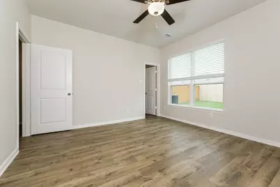 16435 Honeysuckle Hill Drive, Conroe, TX 77303 - Photo 9