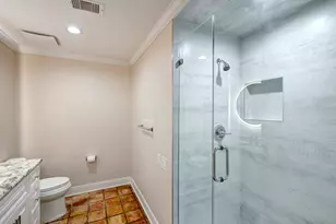 9171 Briar Forest Dr, Houston, TX 77024 - Photo 35