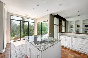 9171 Briar Forest Dr, Houston, TX 77024 - Photo 11