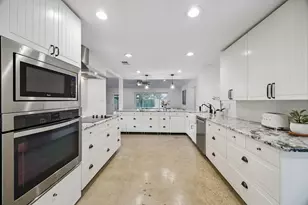 2003 Round Lake Dr, Houston, TX 77077 - Photo 7