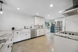 2003 Round Lake Dr, Houston, TX 77077 - Photo 5