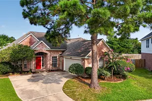 19407 Solon Springs Ct, Tomball, TX 77375 - Photo 3