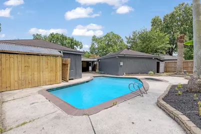 3815 Plum Hollow Drive, Houston, TX 77059 - Photo 21