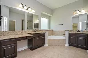 12461 Pebble View Dr, Conroe, TX 77304 - Photo 13