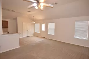 11803 Belle Ct, Pinehurst, TX 77362 - Photo 7