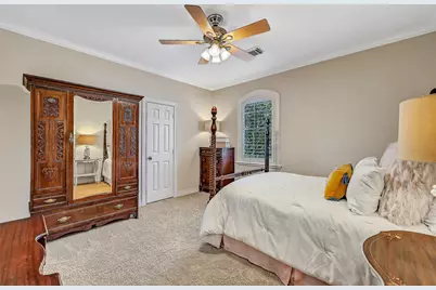 110 Century Drive, Friendswood, TX 77546 - Photo 33